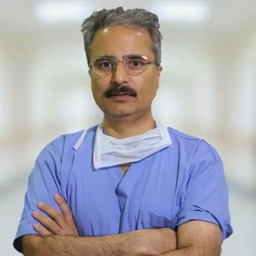 Dr.Rajneesh Kapoor